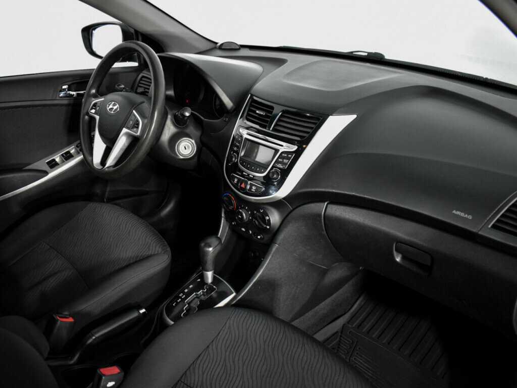 Б/У Хендай Солярис 2012 года. Фото: #8