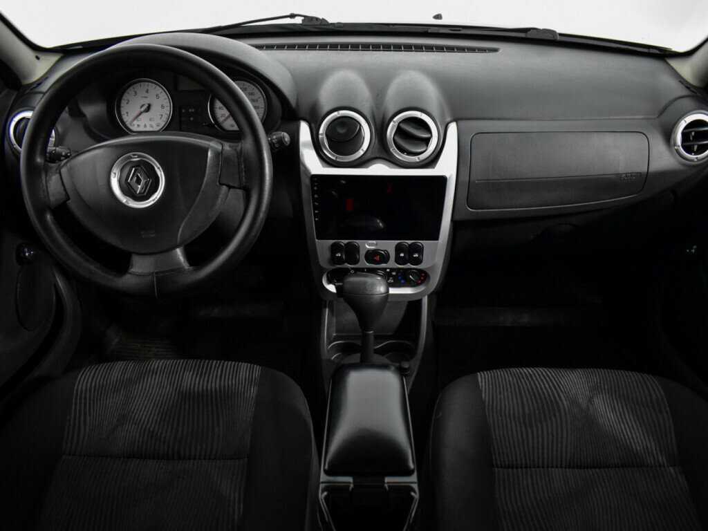 Б/У Рено Сандеро 2012 года. Фото: #11