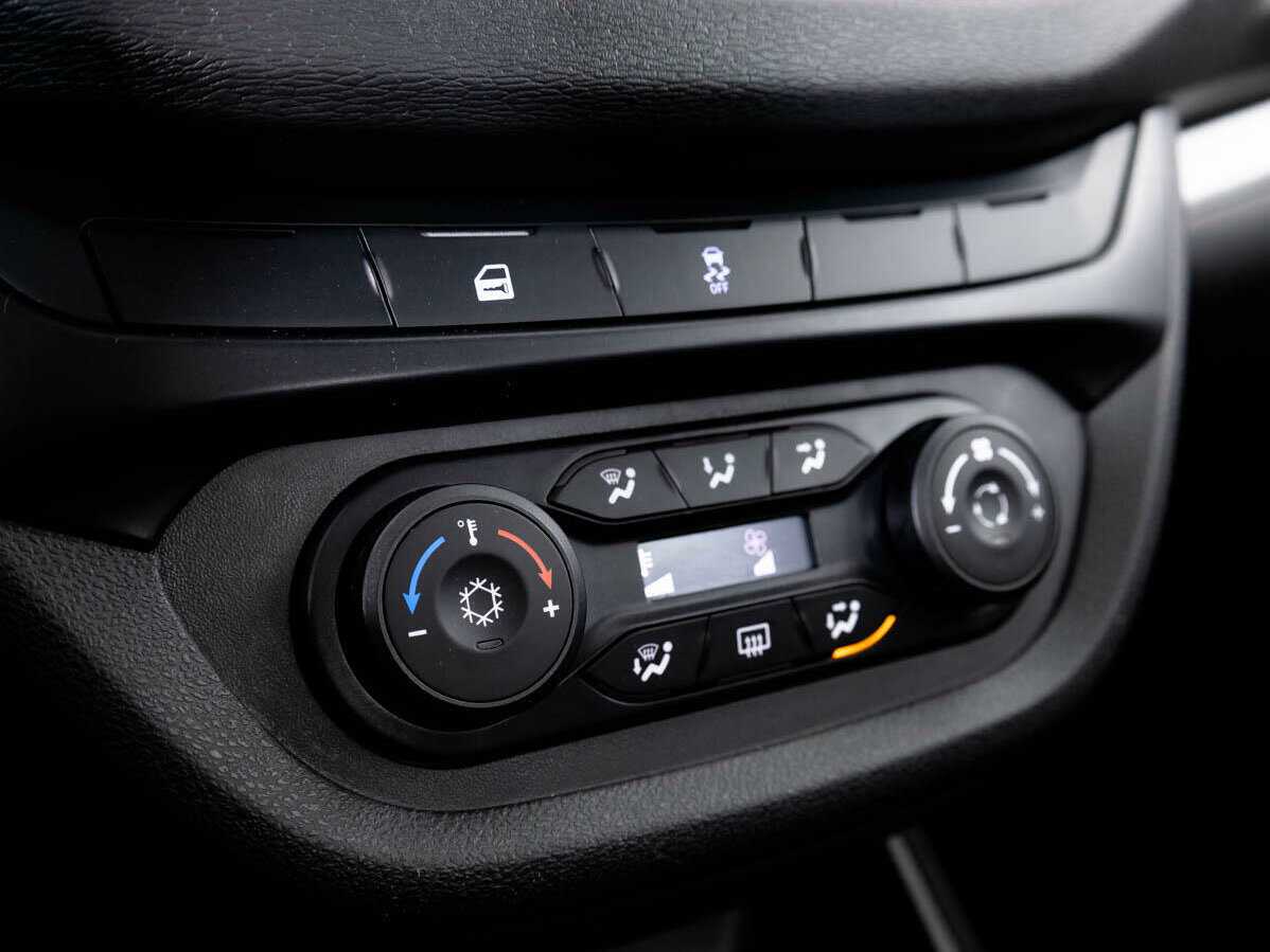 Б/У Лада (ВАЗ) Веста 2022 года. Фото: #12