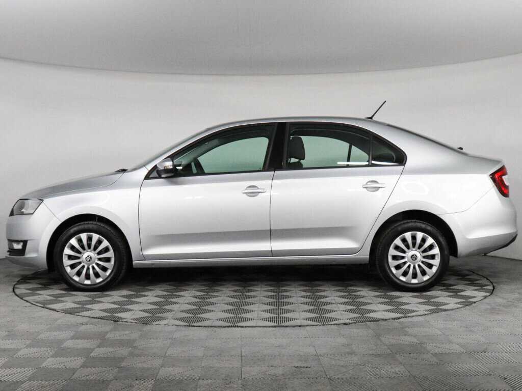 Б/У Шкода Рапид 2018 года. Фото: #7