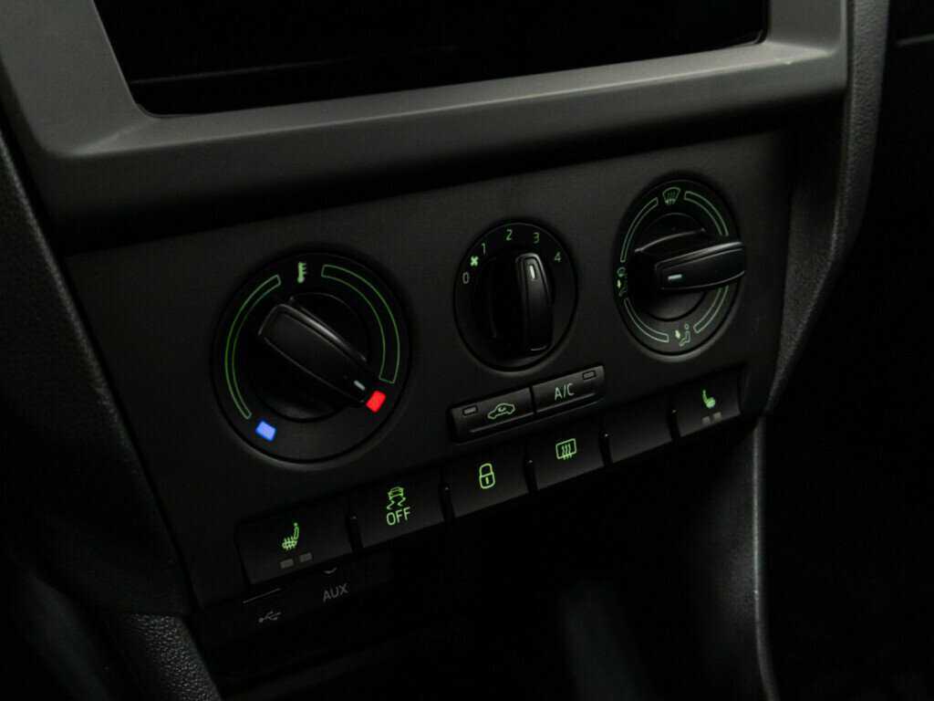 Б/У Шкода Рапид 2017 года. Фото: #14