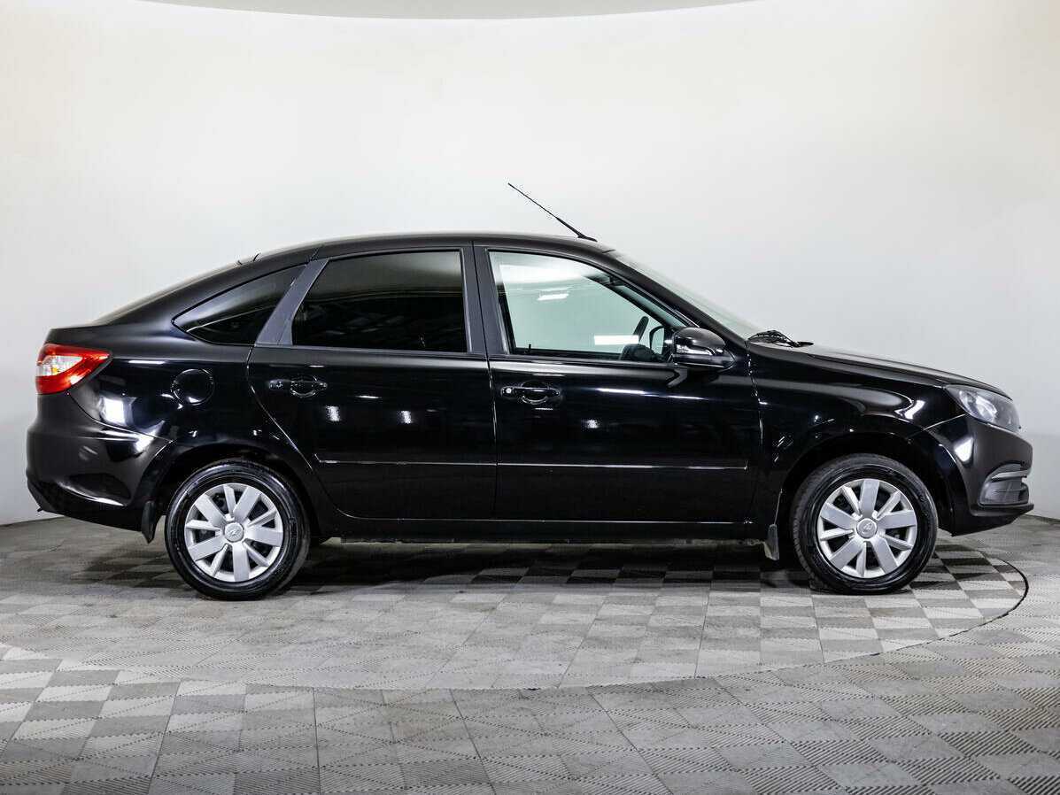 Б/У Лада (ВАЗ) Гранта 2022 года. Фото: #3