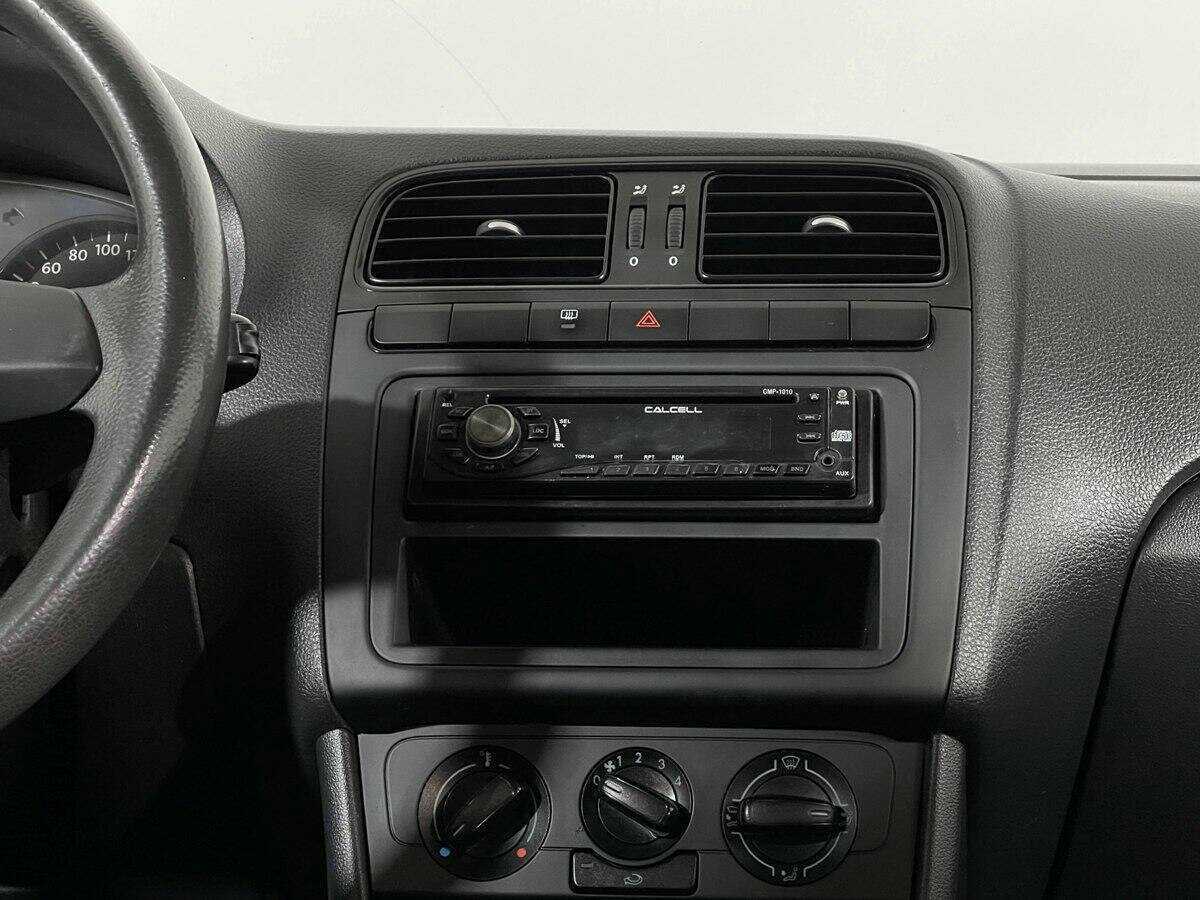 Б/У Фольксваген Поло 2012 года. Фото: #9