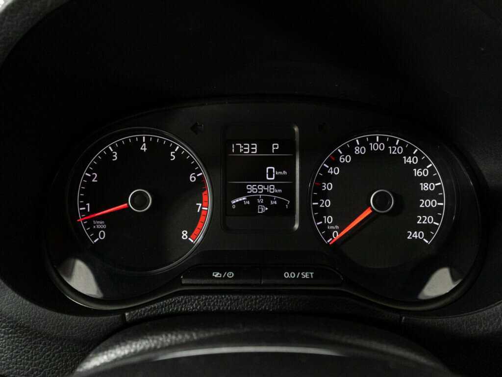 Б/У Фольксваген Поло 2017 года. Фото: #11