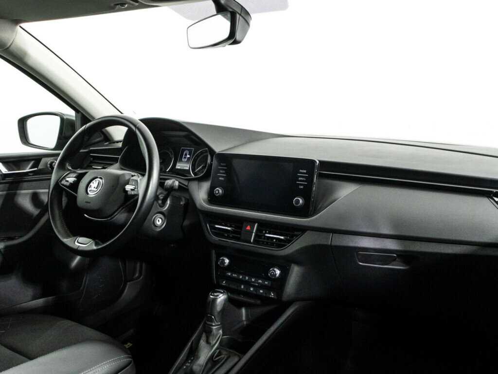 Б/У Шкода Рапид 2021 года. Фото: #8