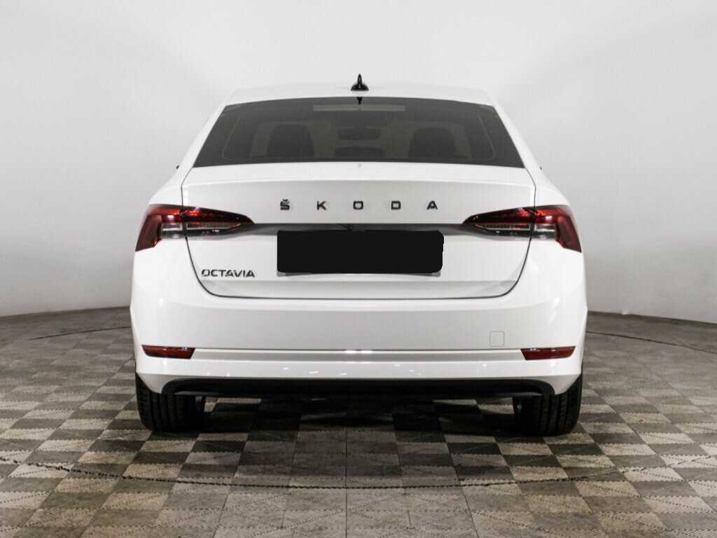 Б/У Шкода Октавия 2021 года. Фото: #5