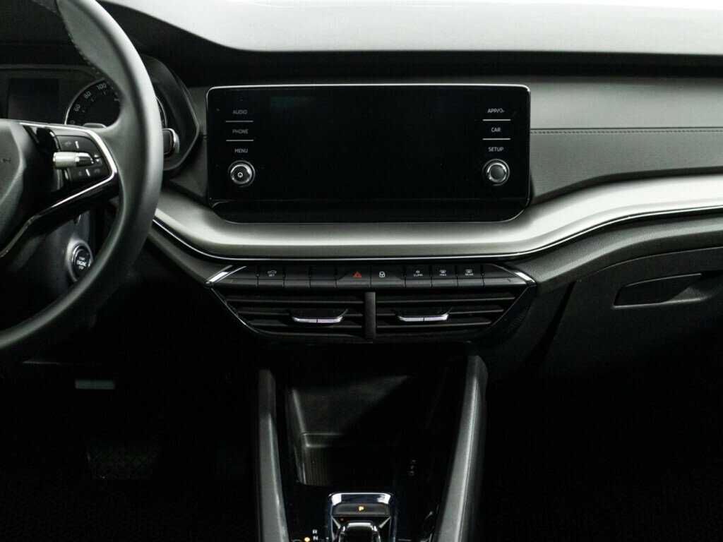 Б/У Шкода Октавия 2021 года. Фото: #13