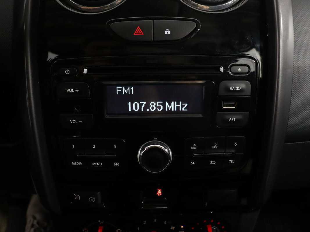 Б/У Рено Дастер 2017 года. Фото: #12