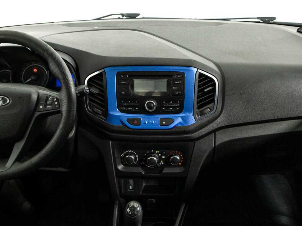 Б/У Лада (ВАЗ) ИКСРЭЙ 2017 года. Фото: #13