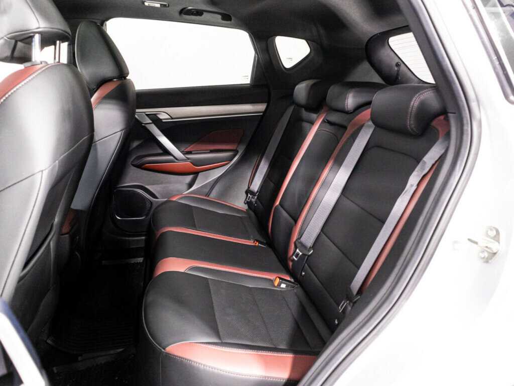 Б/У Джили Кулрэй 2021 года. Фото: #9