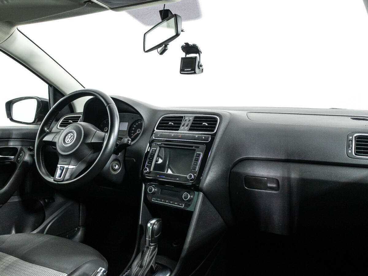 Б/У Фольксваген Поло 2014 года. Фото: #8