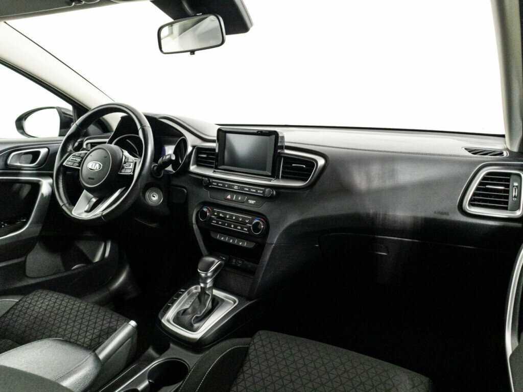 Б/У Киа Сид 2018 года. Фото: #8