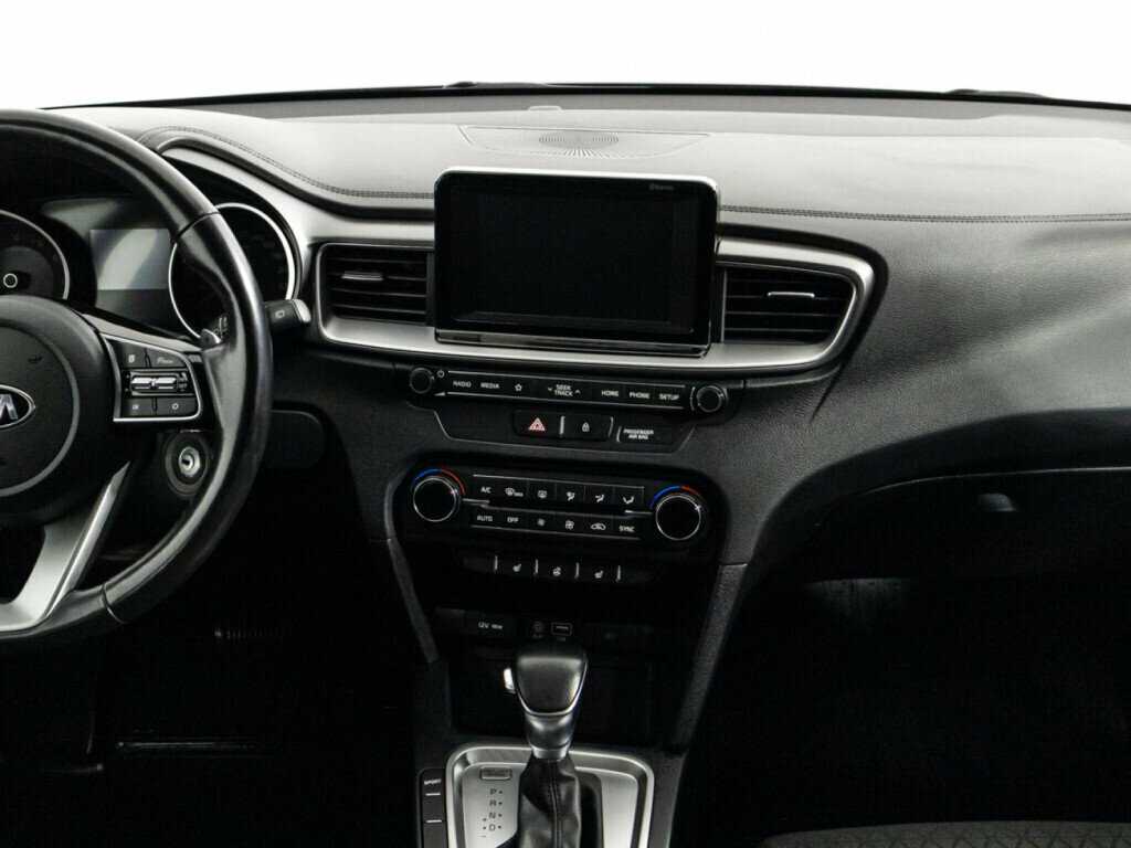 Б/У Киа Сид 2018 года. Фото: #13