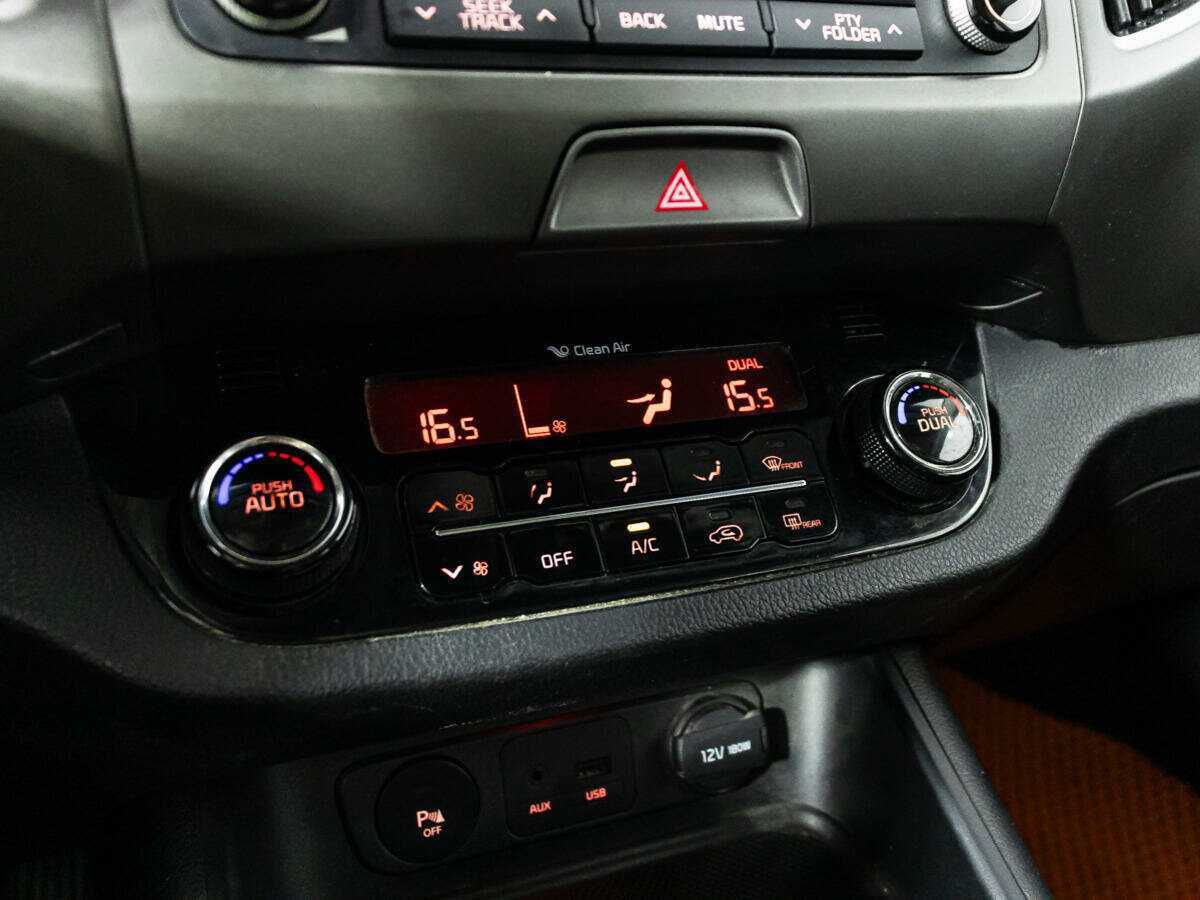 Б/У Киа Спортейдж 2014 года. Фото: #16