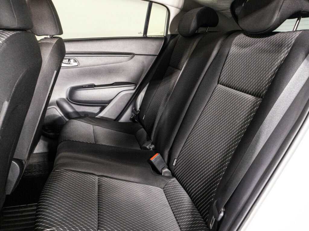 Б/У Киа Рио 2018 года. Фото: #9