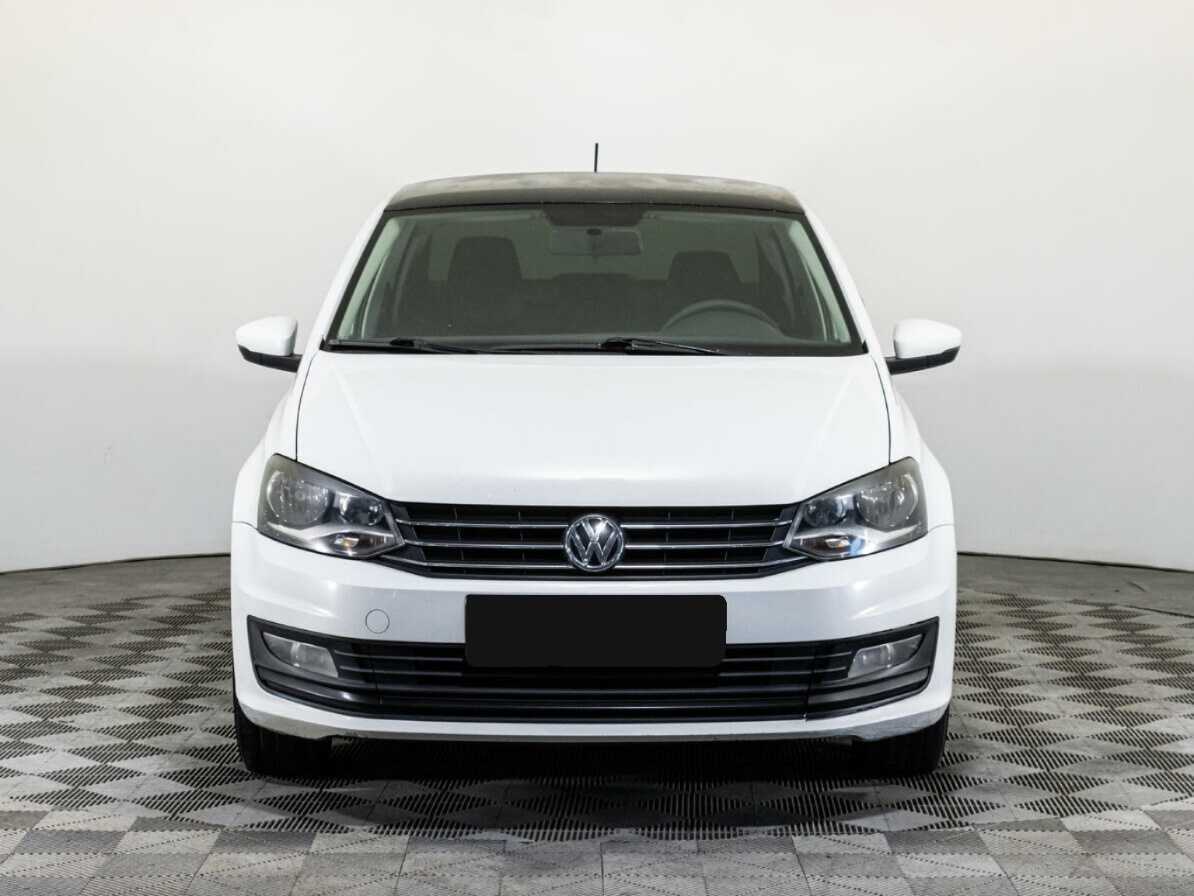 Б/У Фольксваген Поло 2016 года. Фото: #1