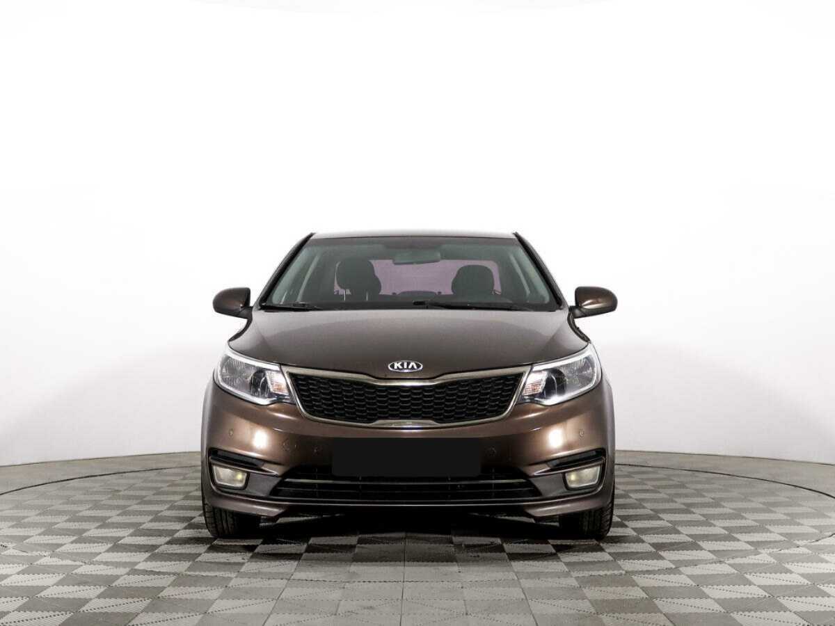 Б/У Киа Рио 2015 года. Фото: #1