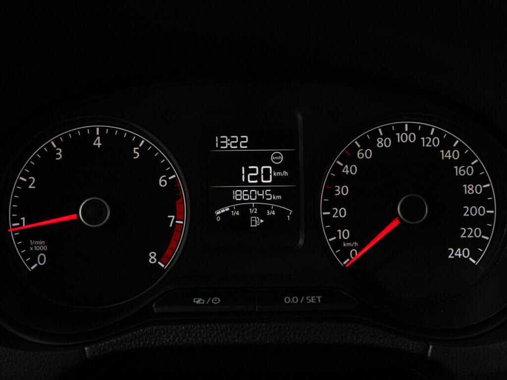 Б/У Фольксваген Поло 2016 года. Фото: #11