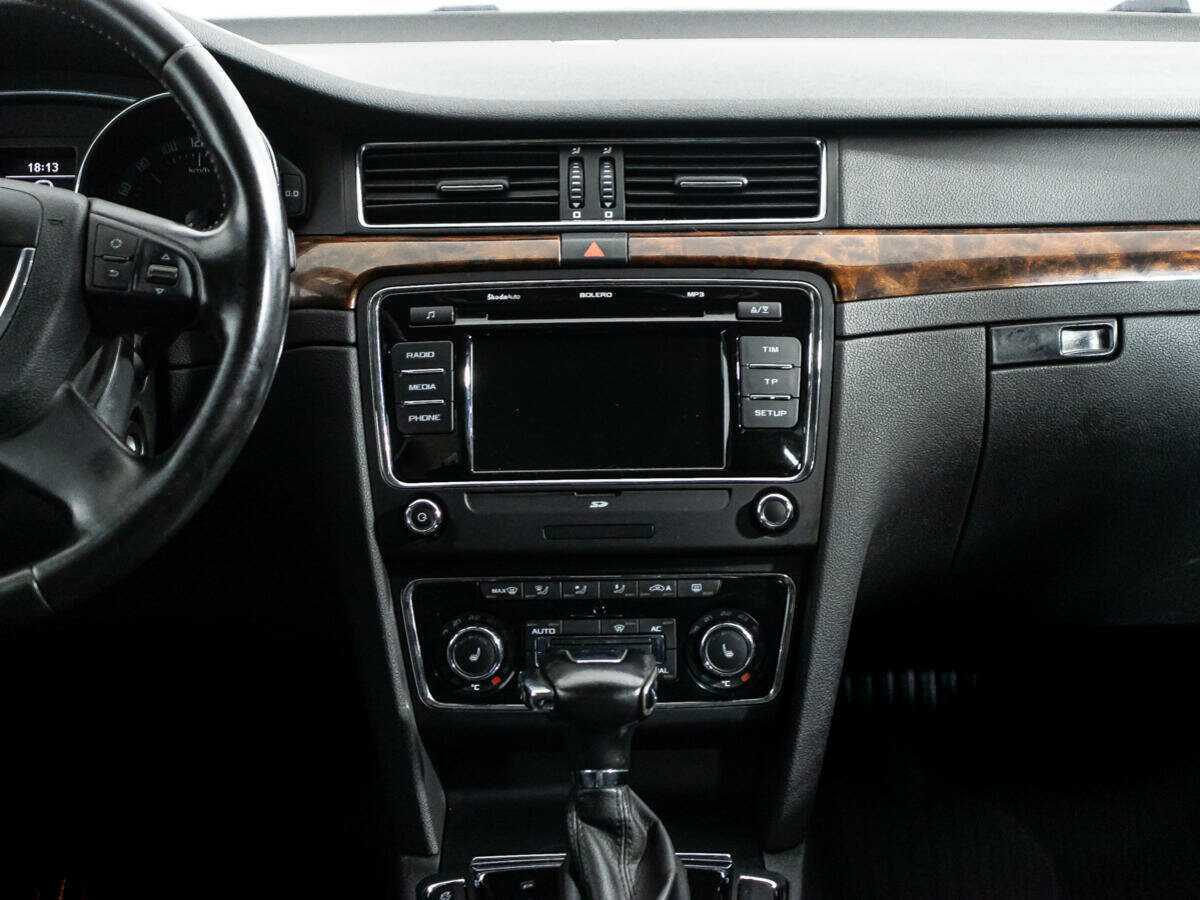 Б/У Шкода Суперб 2012 года. Фото: #13