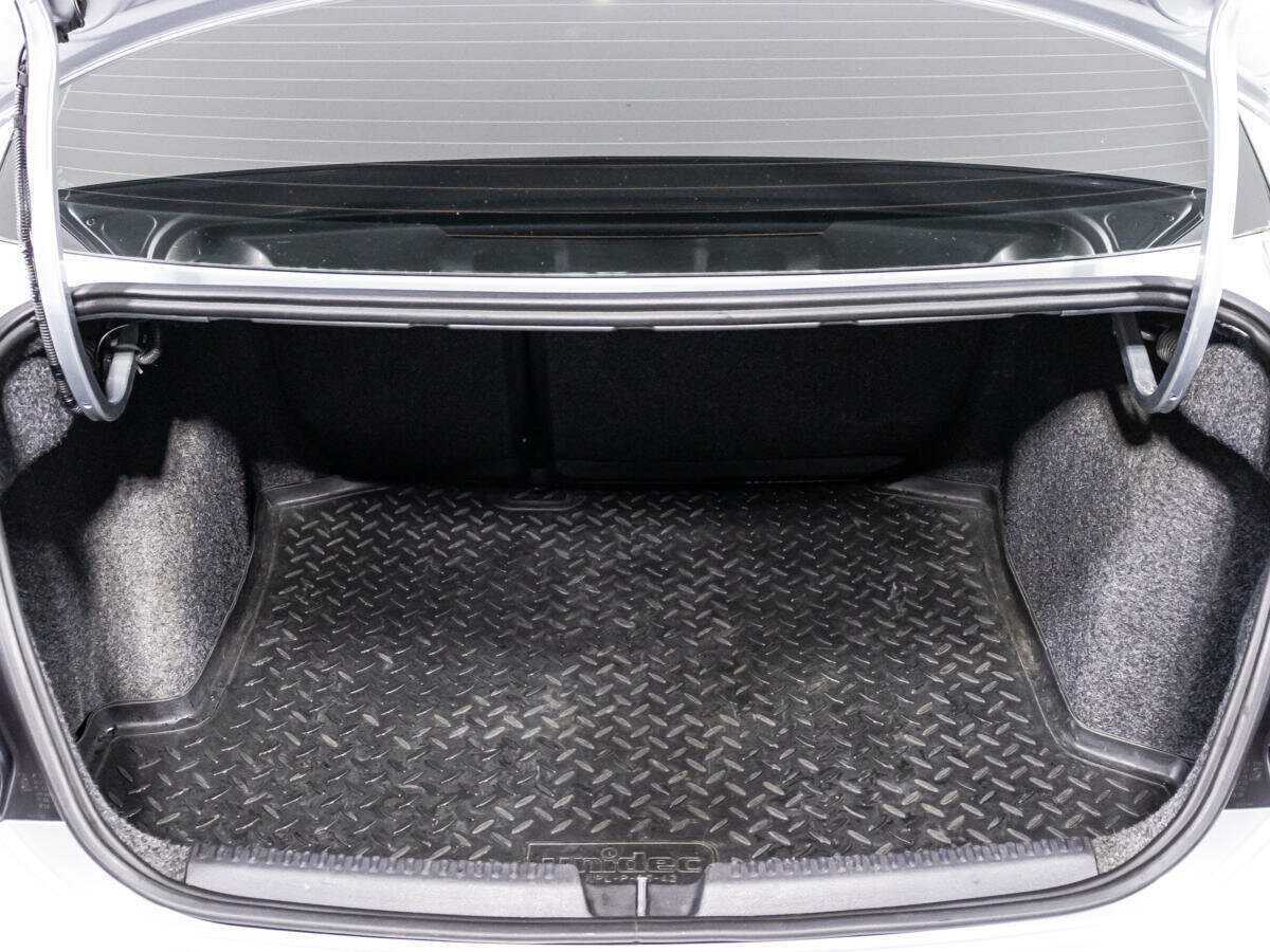 Б/У Фольксваген Поло 2013 года. Фото: #14