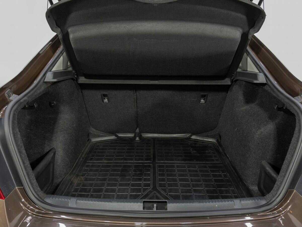 Б/У Шкода Рапид 2018 года. Фото: #24