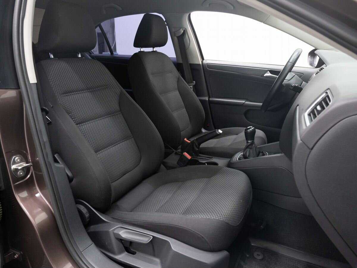 Б/У Фольксваген Джетта 2014 года. Фото: #11