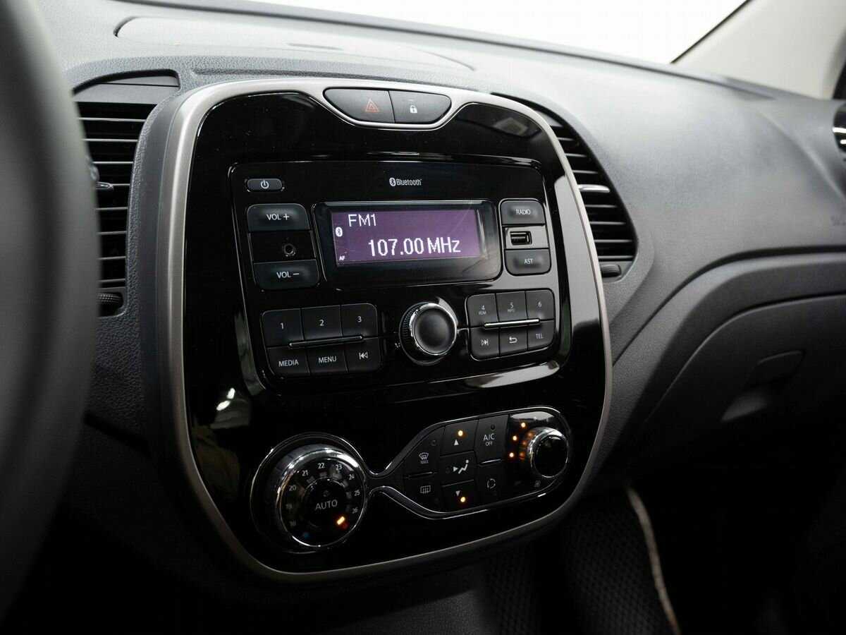 Б/У Рено Каптюр 2017 года. Фото: #17