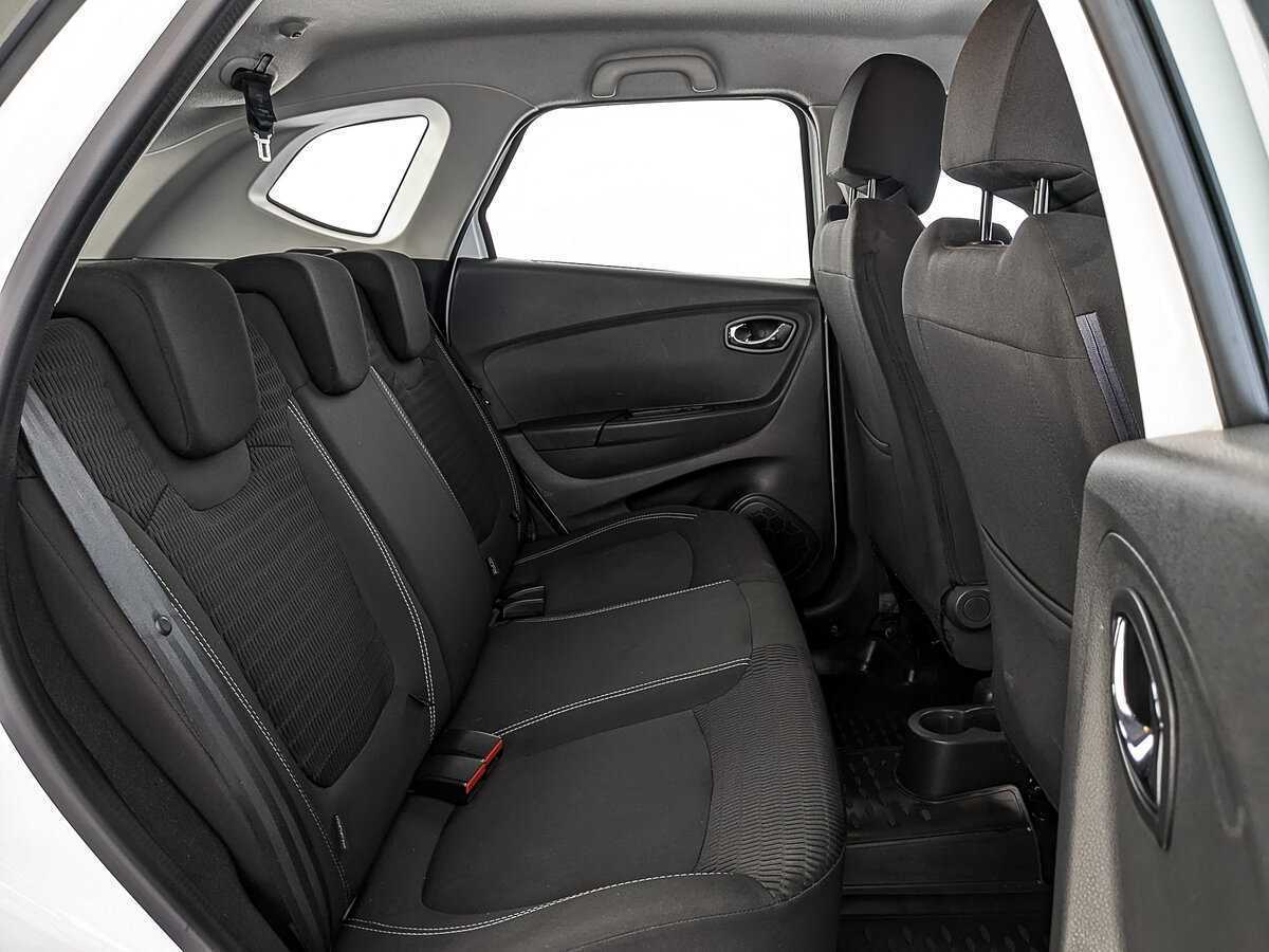 Б/У Рено Каптюр 2018 года. Фото: #17