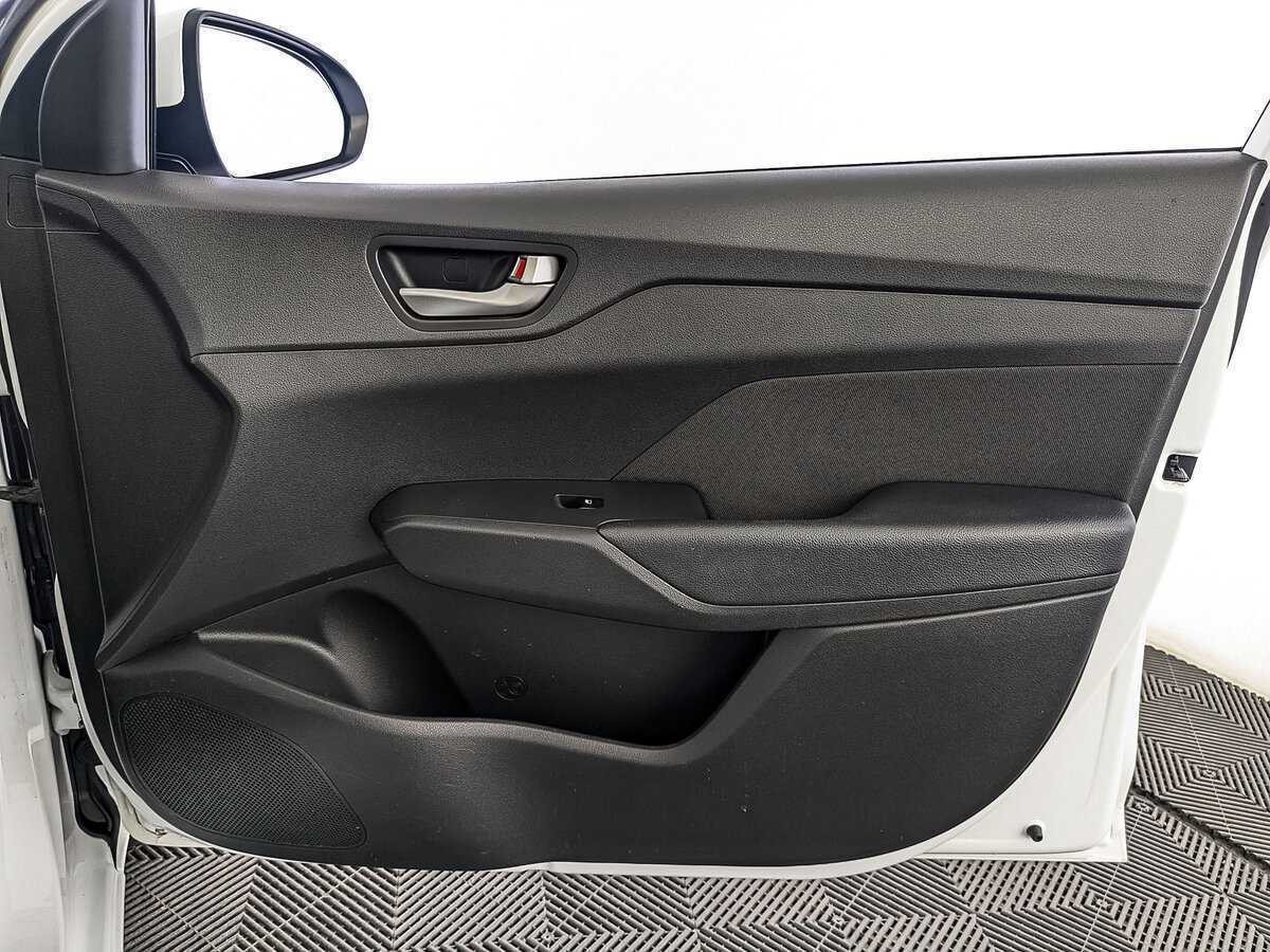 Б/У Хендай Солярис 2017 года. Фото: #24