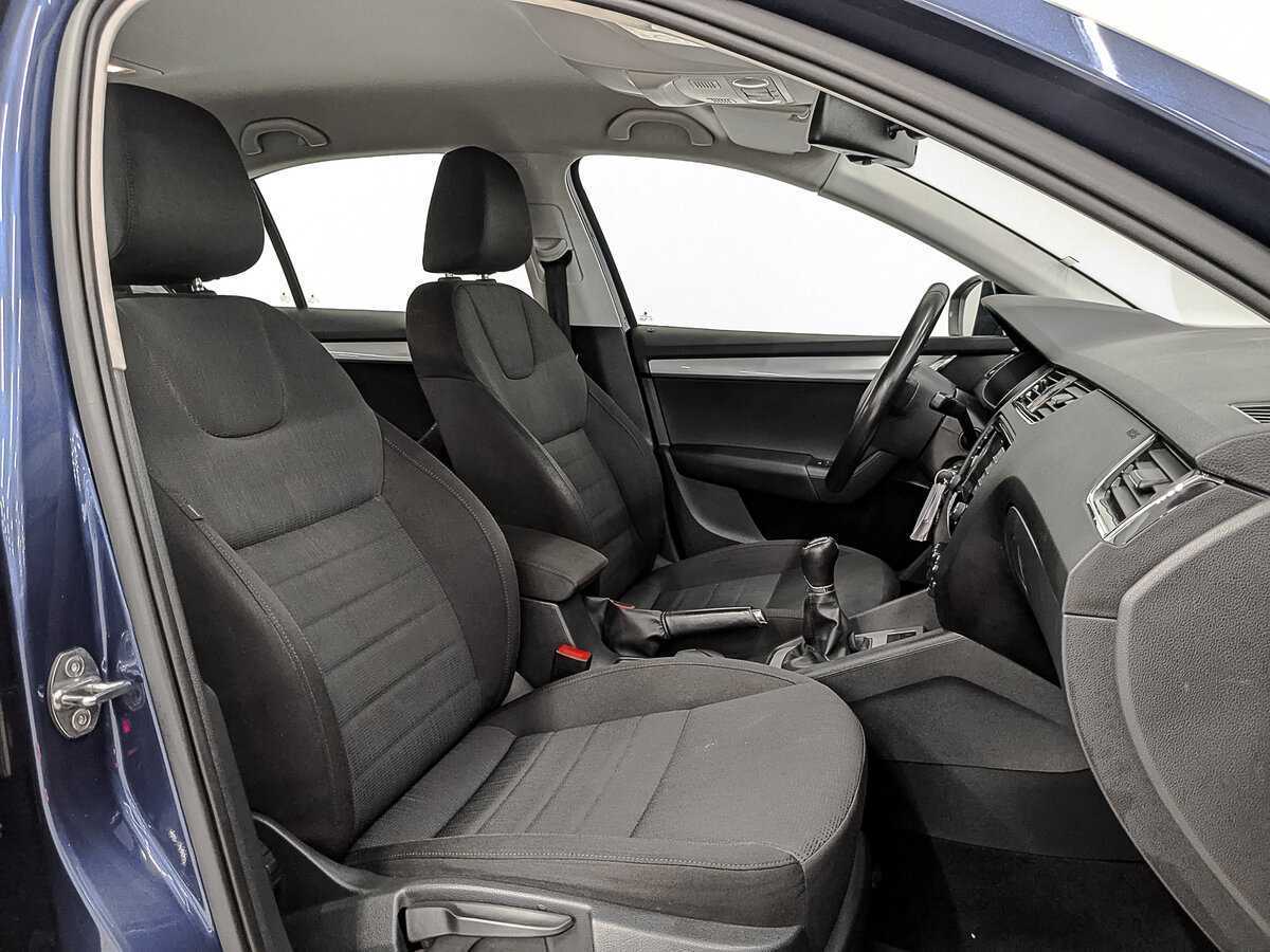 Б/У Шкода Октавия 2015 года. Фото: #22