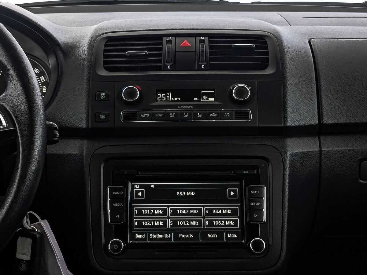 Б/У Шкода Фабия 2013 года. Фото: #16