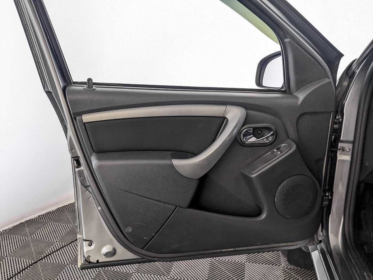 Б/У Рено Дастер 2019 года. Фото: #18