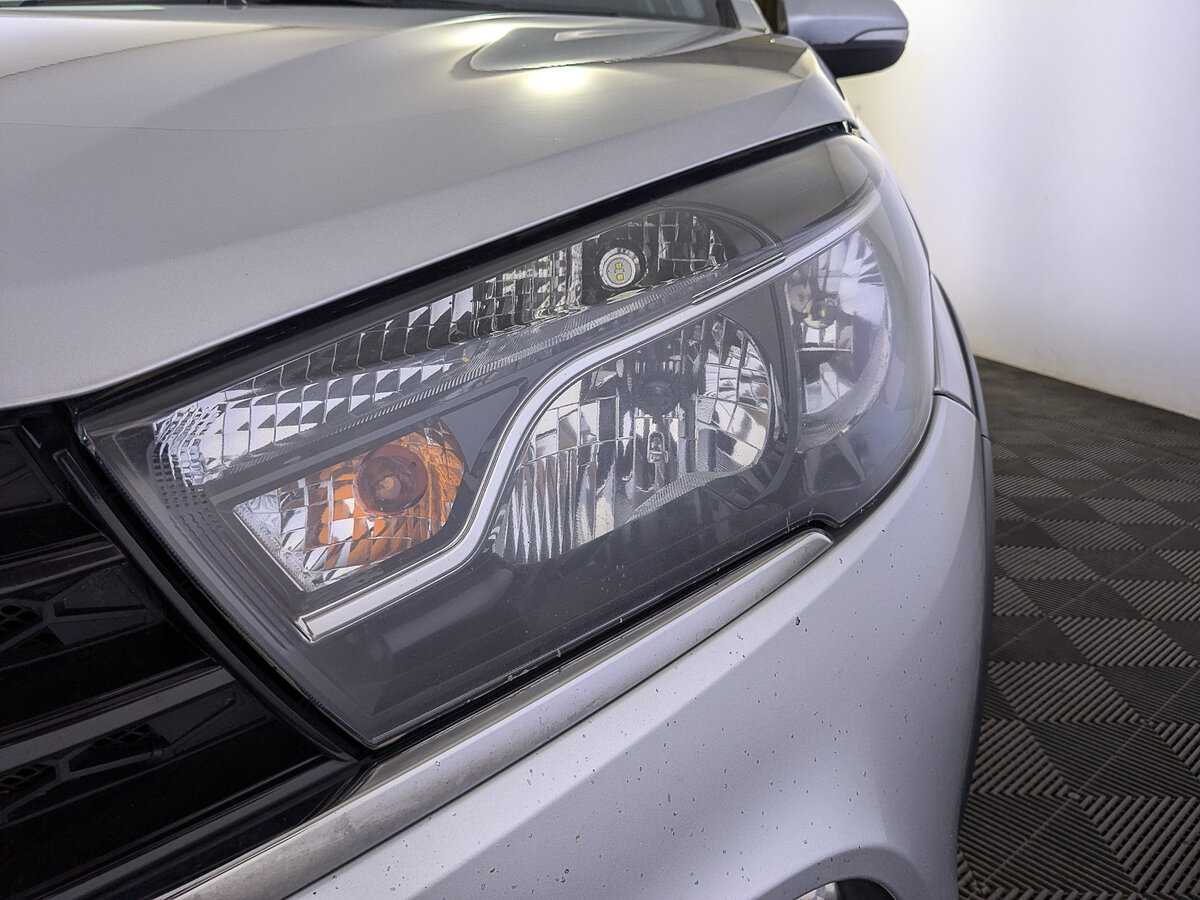 Б/У Лада (ВАЗ) Веста 2021 года. Фото: #10