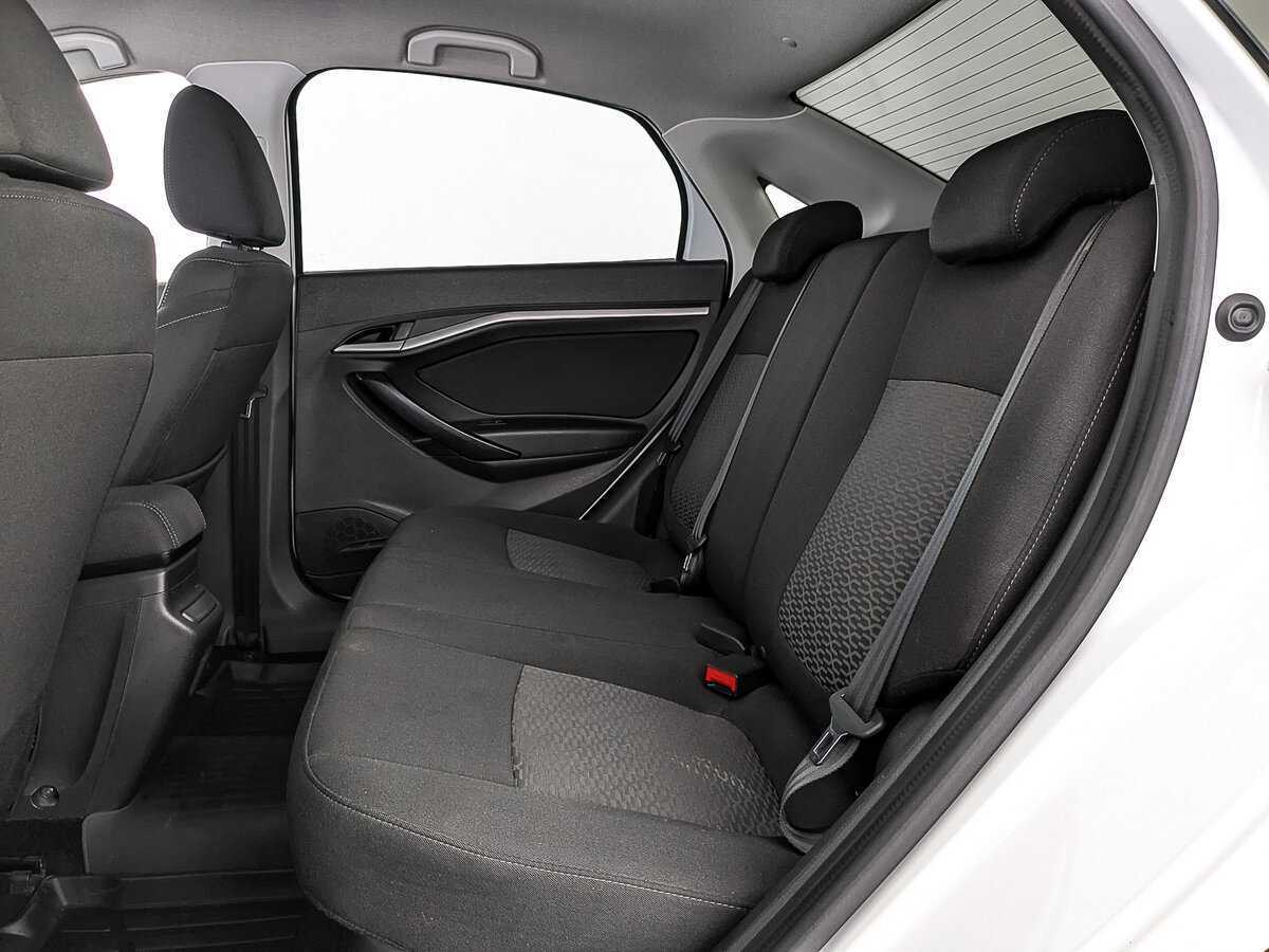 Б/У Лада (ВАЗ) Веста 2021 года. Фото: #17