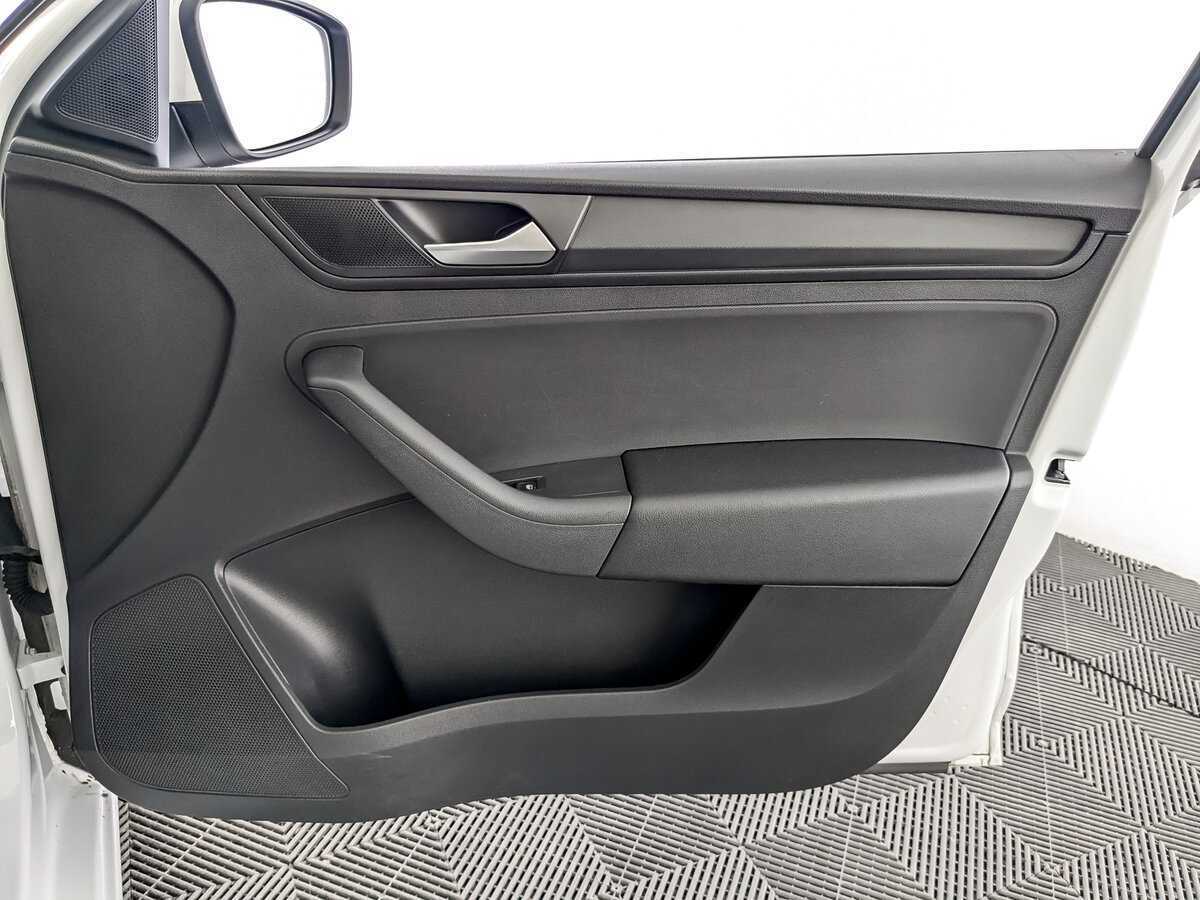 Б/У Фольксваген Поло 2021 года. Фото: #23