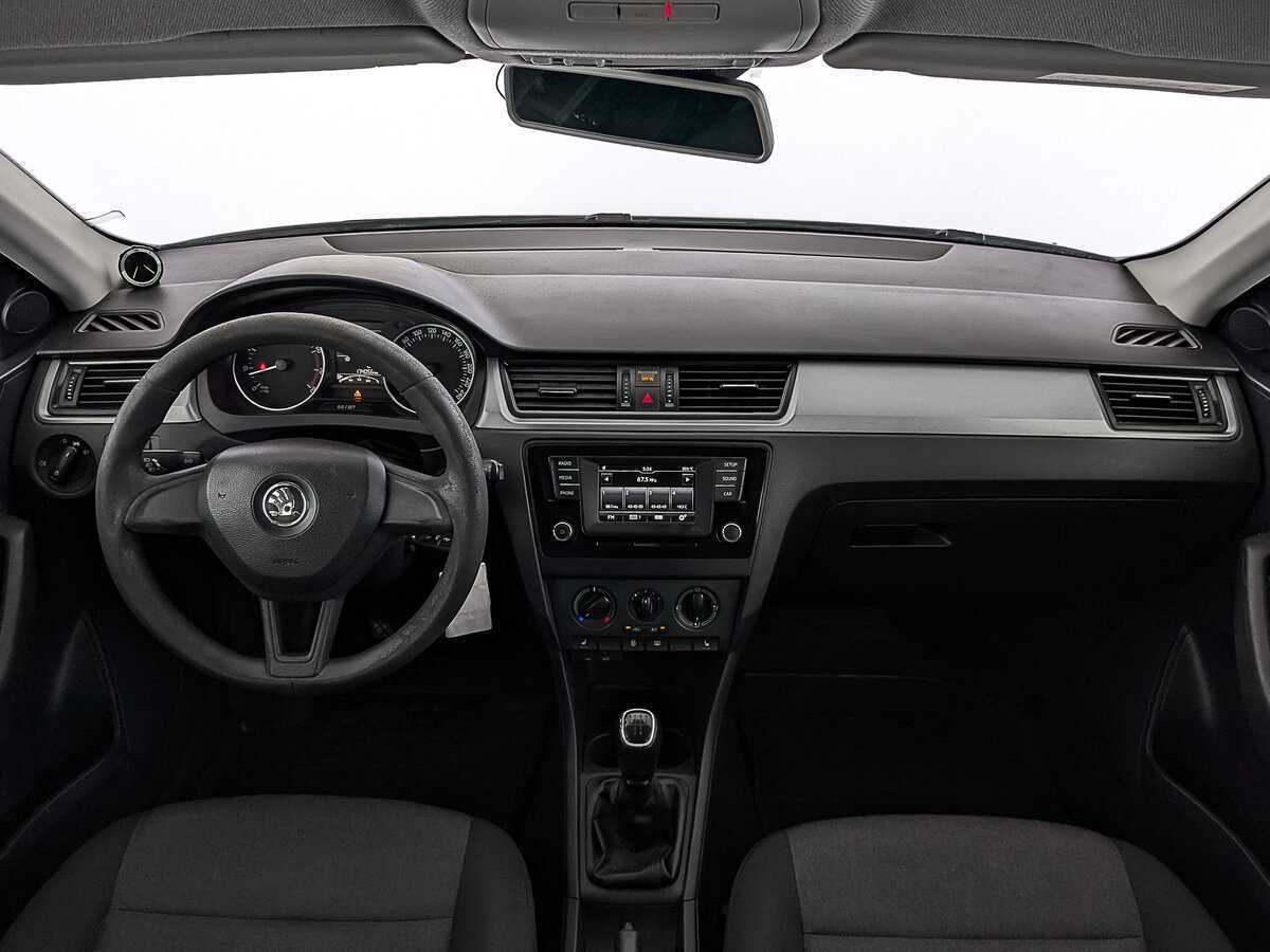 Б/У Шкода Рапид 2017 года. Фото: #12