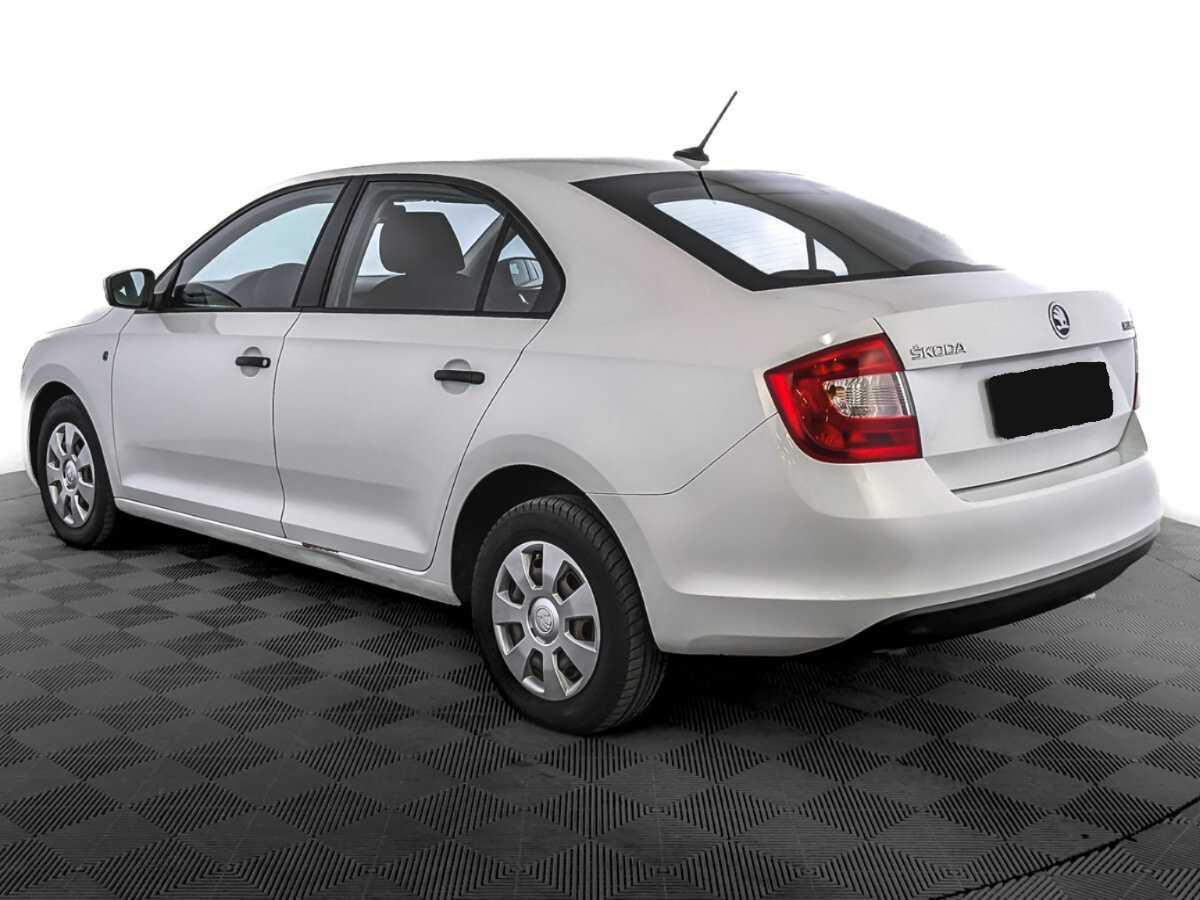 Б/У Шкода Рапид 2017 года. Фото: #6