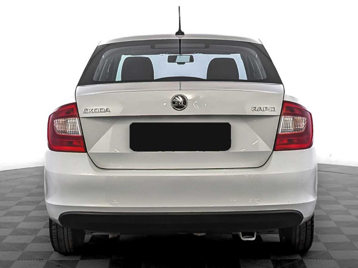 Б/У Шкода Рапид 2017 года. Фото: #5