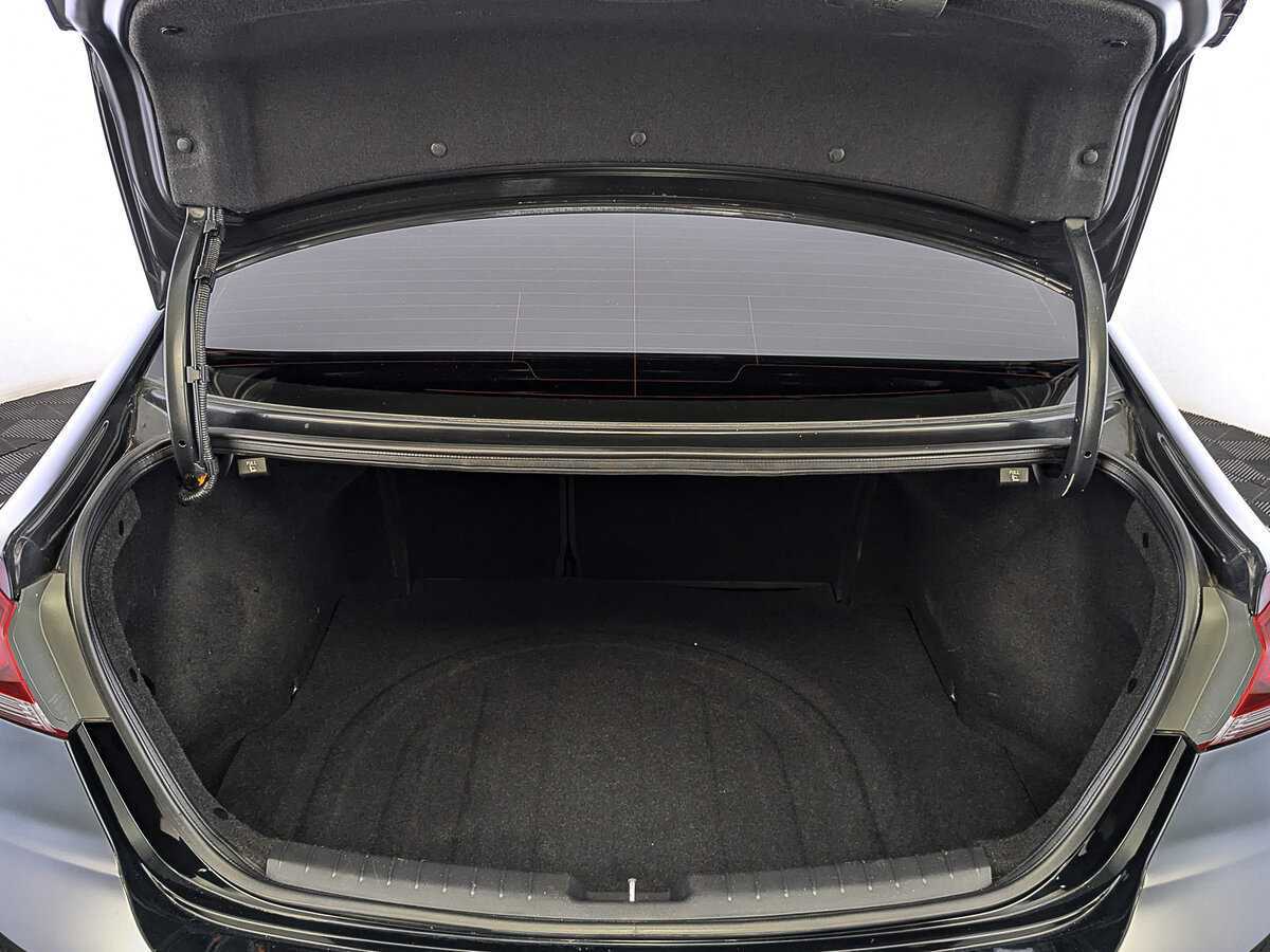 Б/У Хендай Елантра 2017 года. Фото: #9