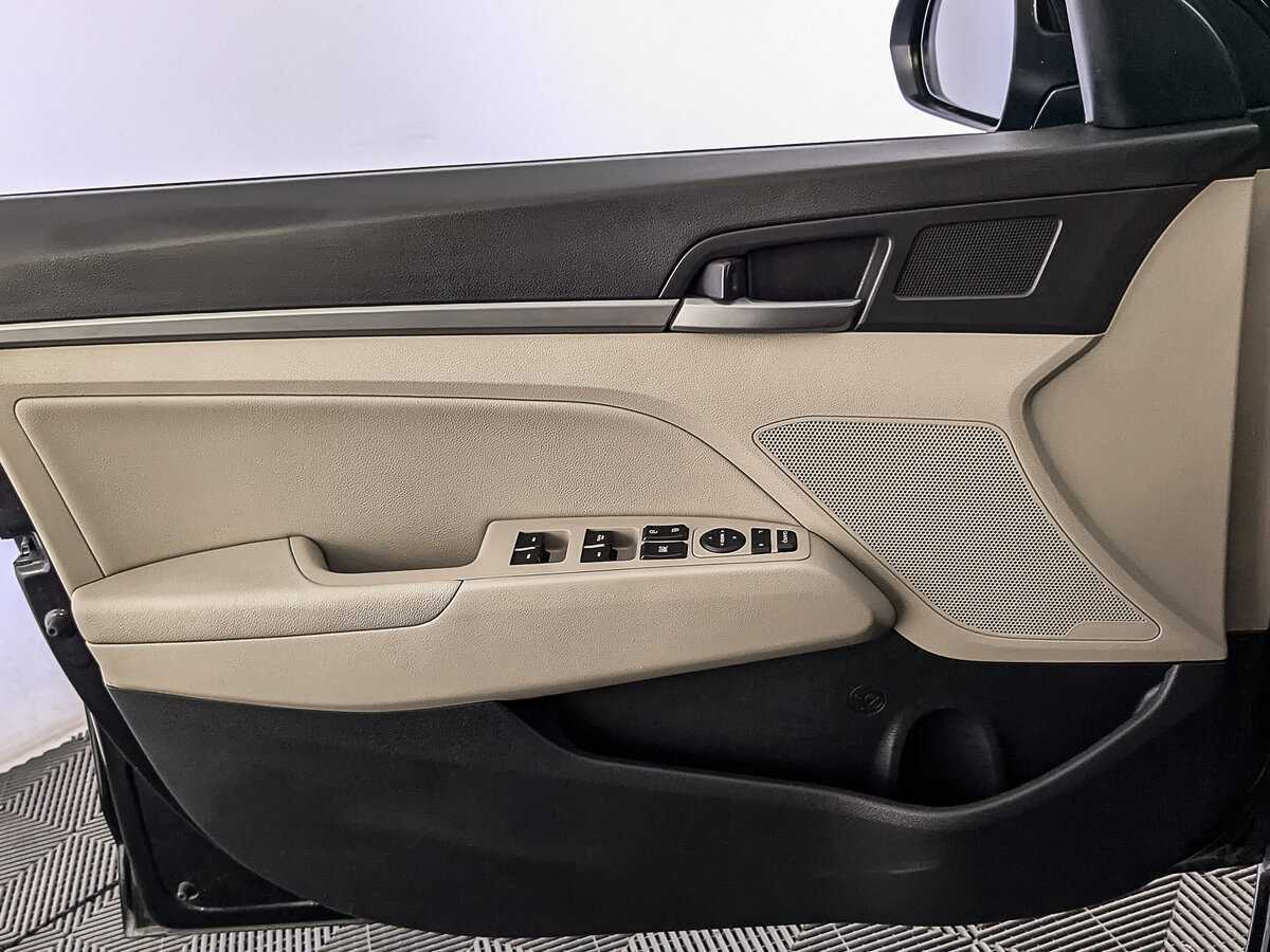 Б/У Хендай Елантра 2017 года. Фото: #18