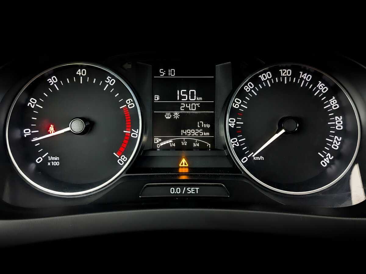 Б/У Шкода Рапид 2017 года. Фото: #12