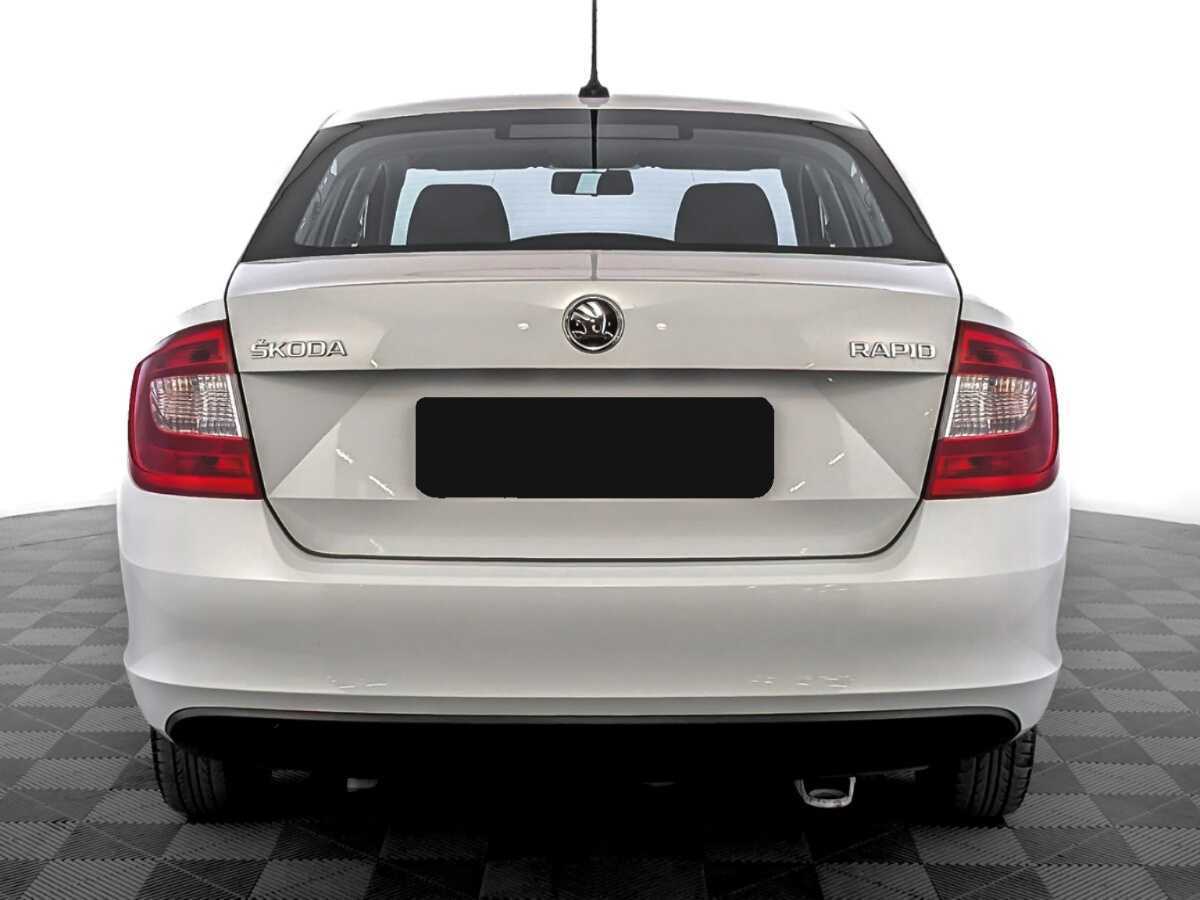 Б/У Шкода Рапид 2017 года. Фото: #5