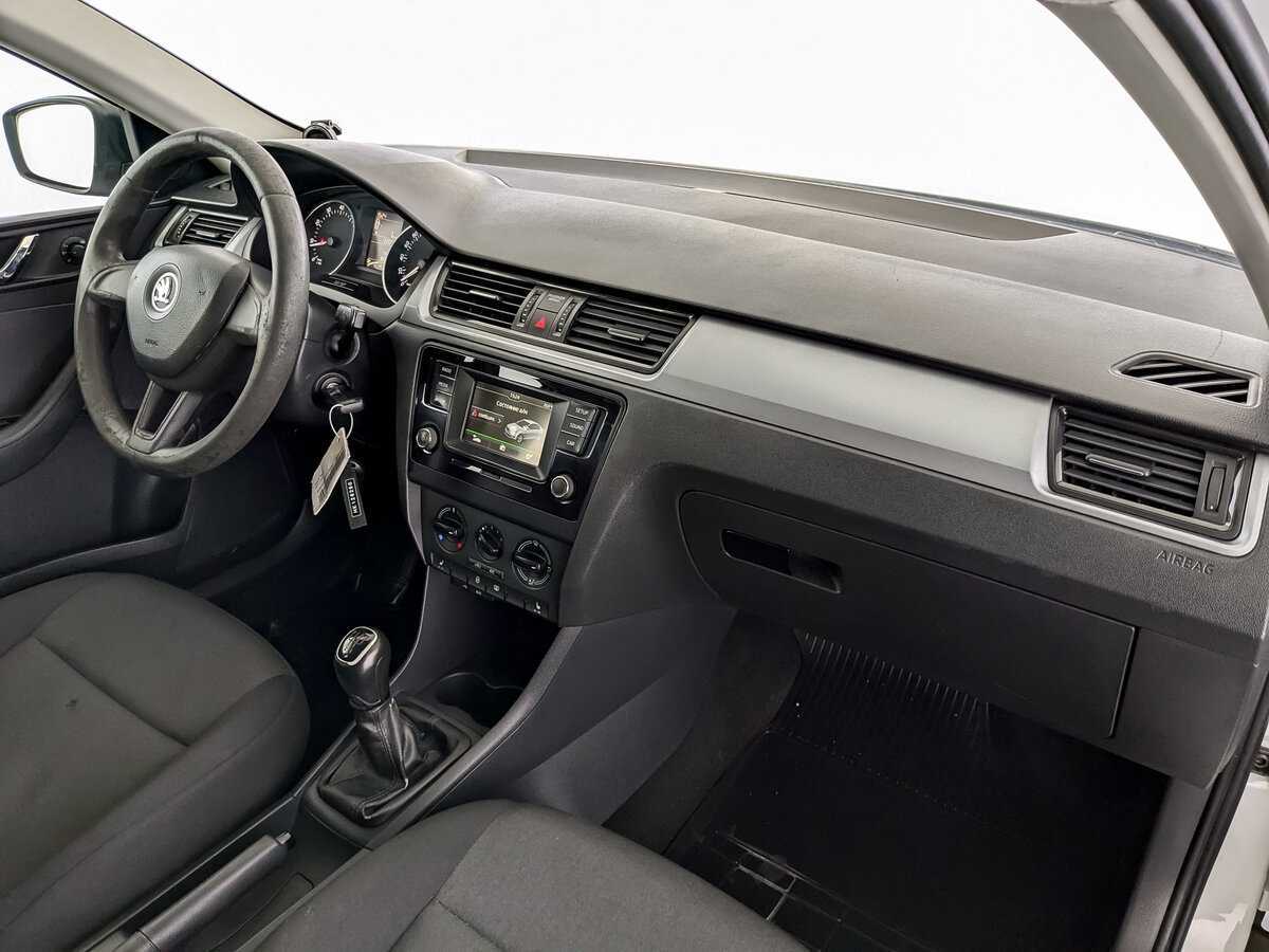 Б/У Шкода Рапид 2017 года. Фото: #10