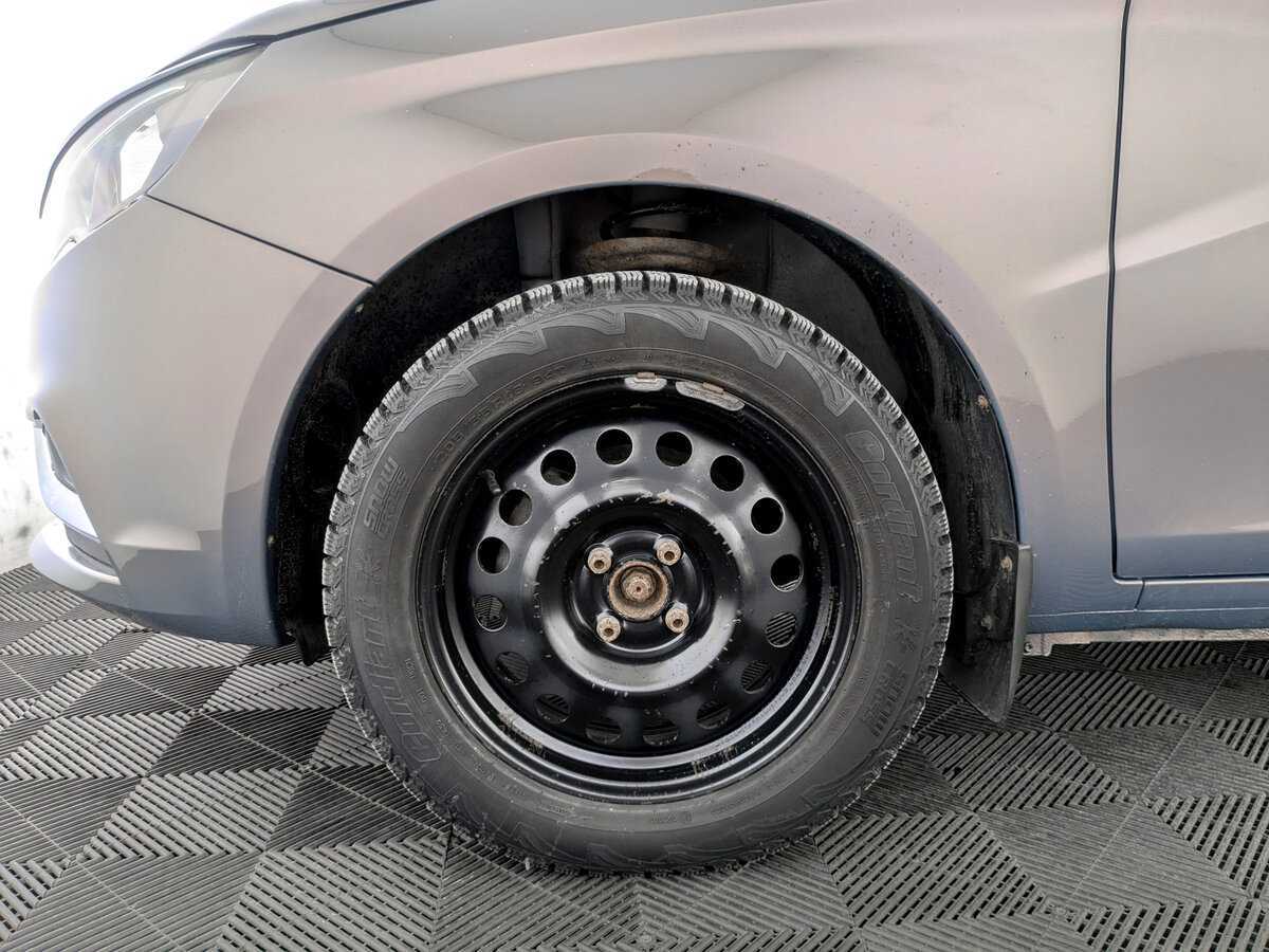 Б/У Лада (ВАЗ) Веста 2017 года. Фото: #17