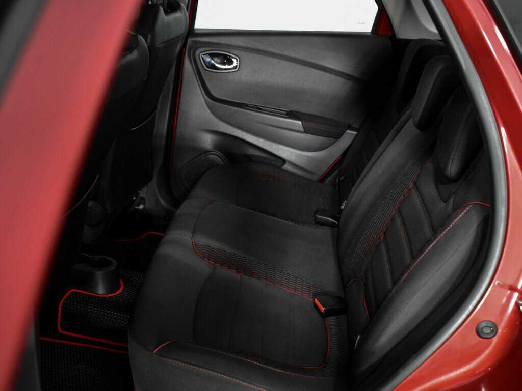 Б/У Рено Каптюр 2018 года. Фото: #11