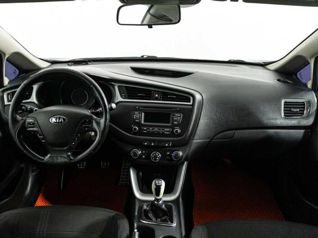 Б/У Киа Сид 2015 года. Фото: #12