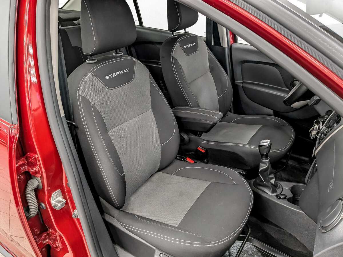 Б/У Рено Логан 2021 года. Фото: #21