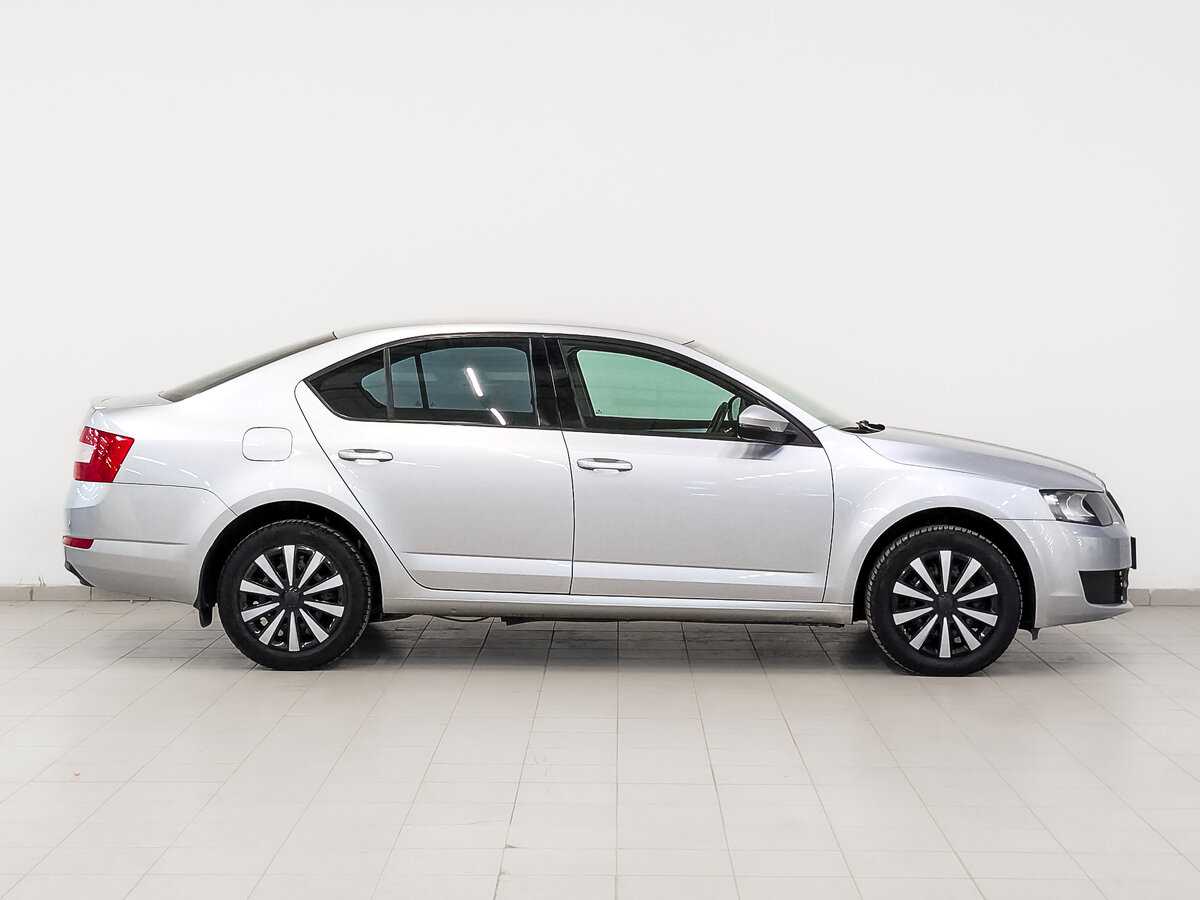 Б/У Шкода Октавия 2016 года. Фото: #3