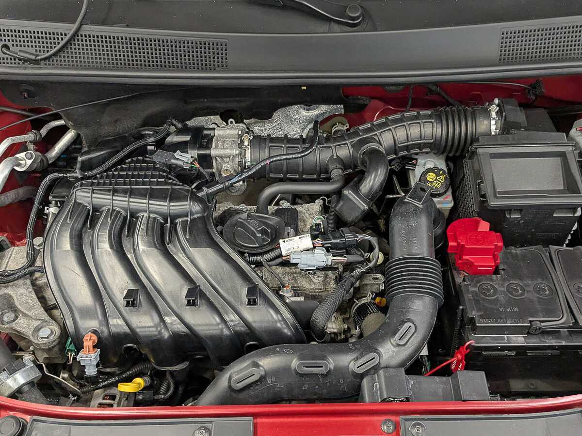 Б/У Рено Сандеро 2019 года. Фото: #8