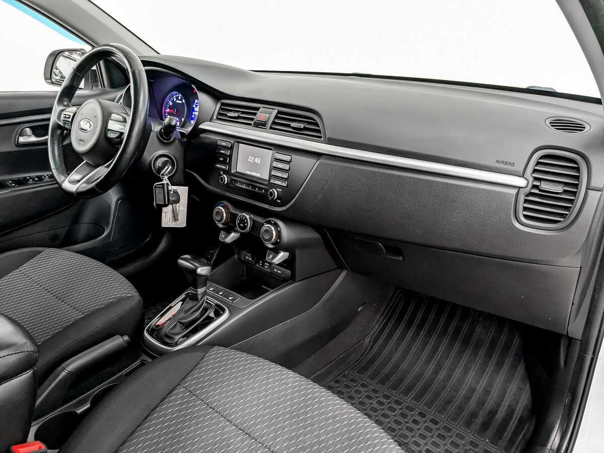 Б/У Киа Рио 2017 года. Фото: #10